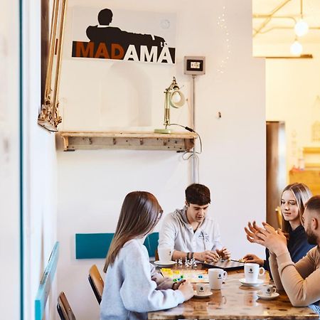 Madama Hostel & Bistrot Milan Bagian luar foto