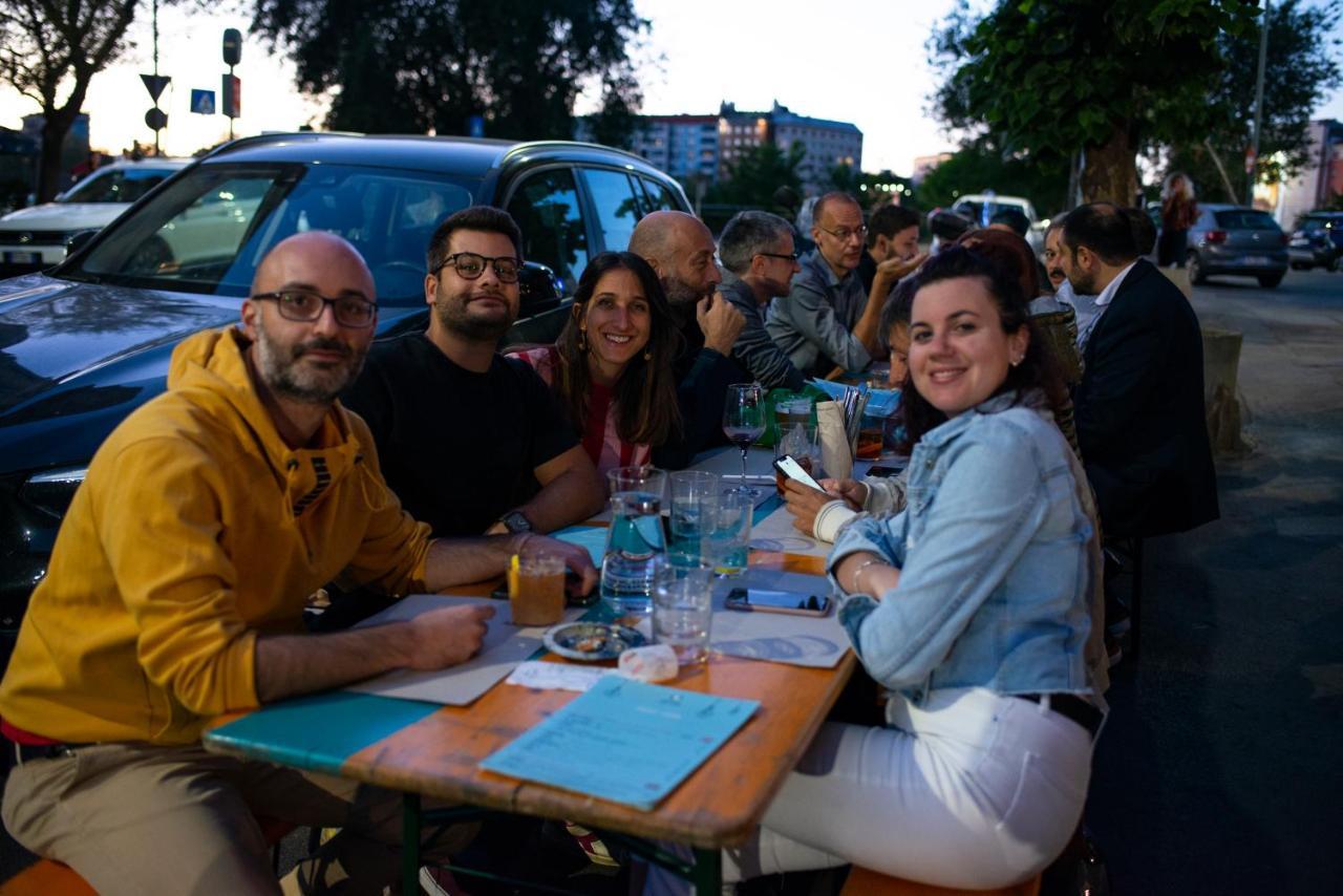 Madama Hostel & Bistrot Milan Bagian luar foto