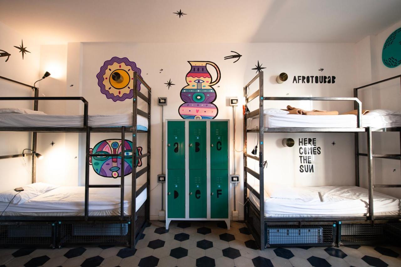 Madama Hostel & Bistrot Milan Bagian luar foto
